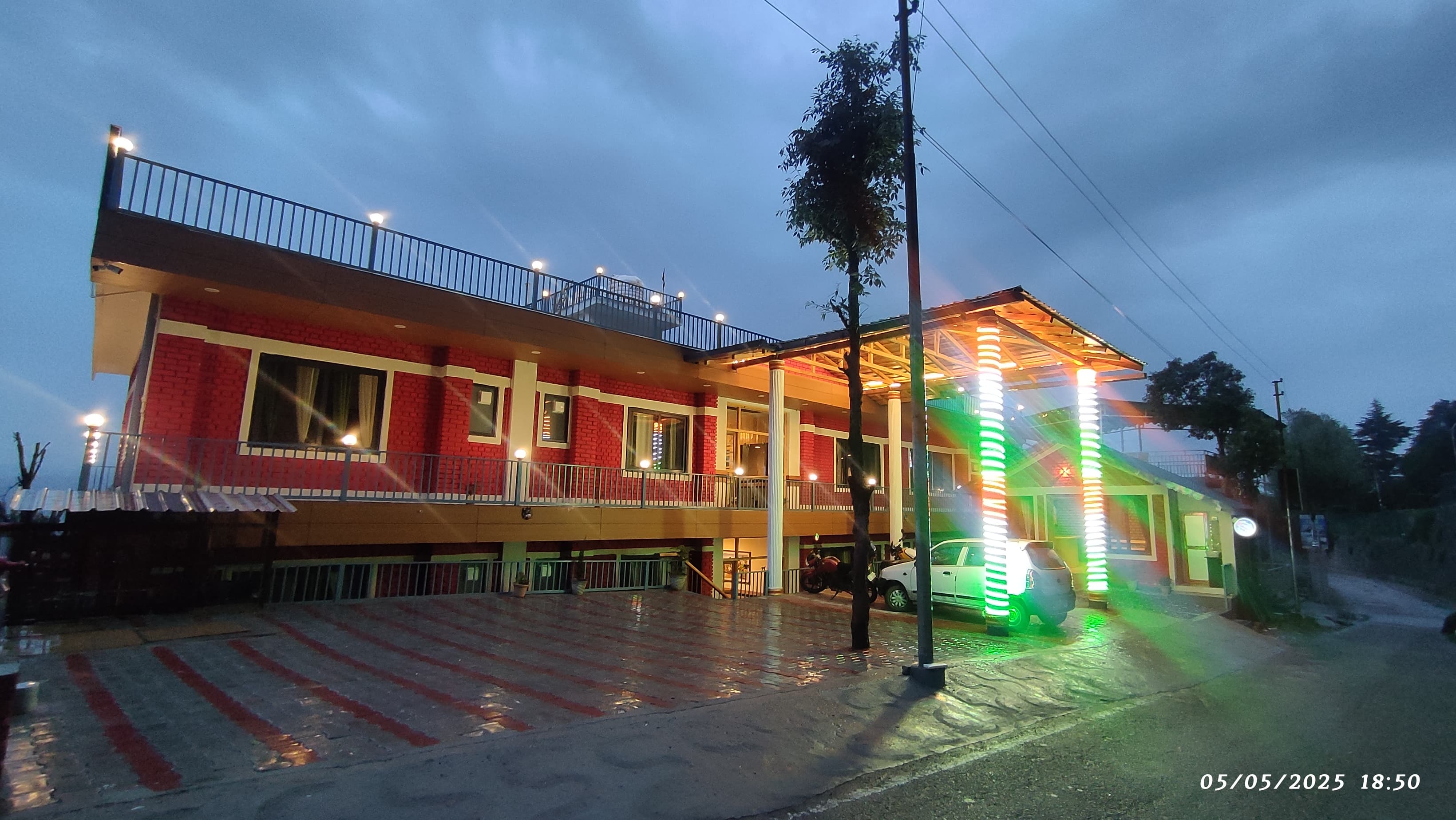 Aashiyana- The White Hill Hotel img