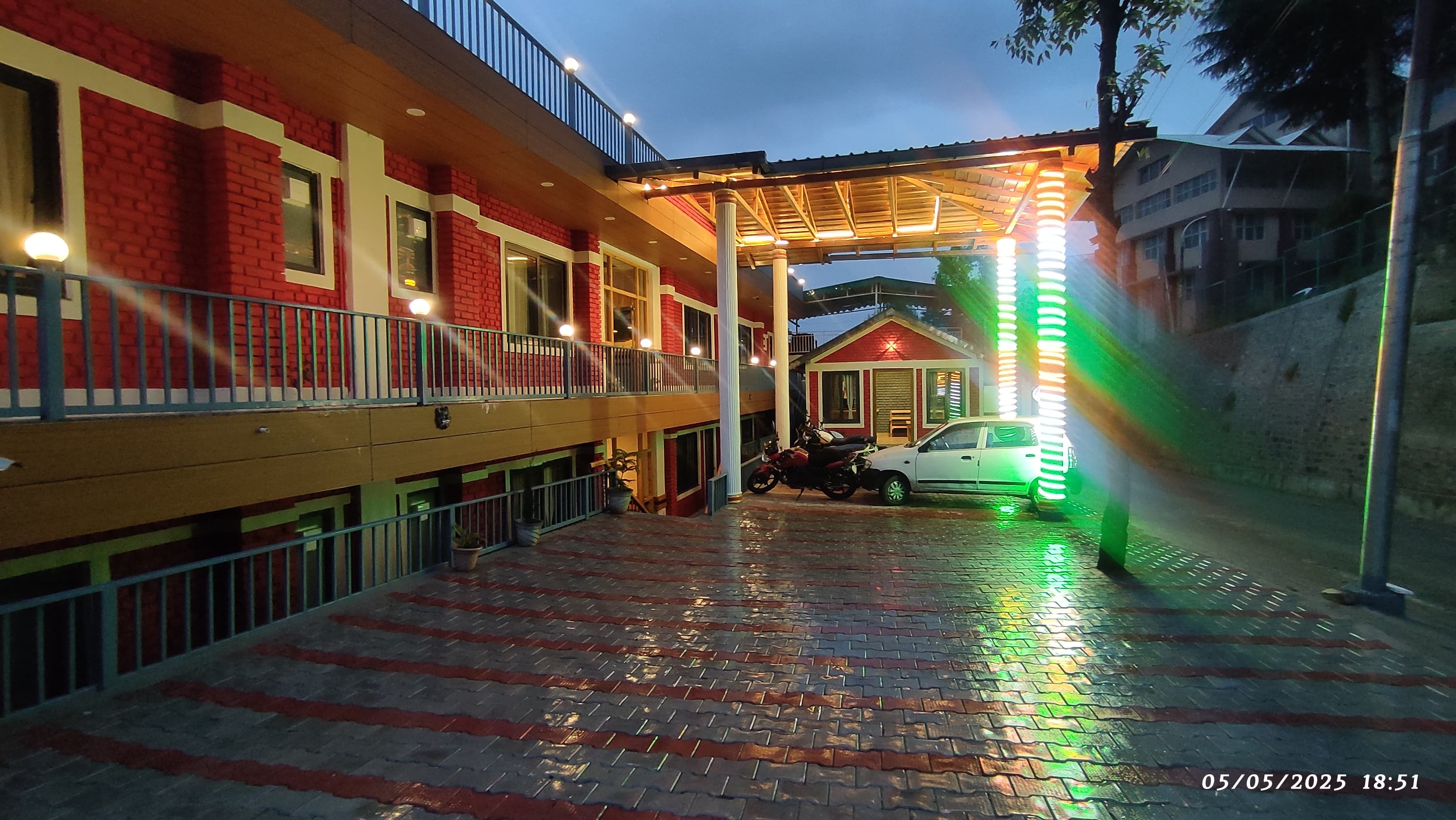 Aashiyana- The White Hill Hotel img