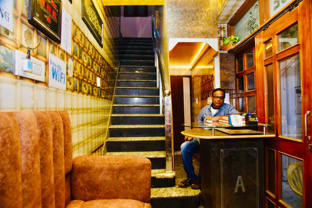 Hotel Aliza Palace img