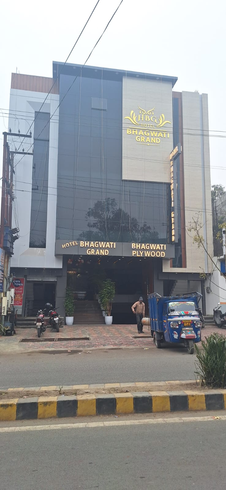 Hotel Bhagwati Grand img