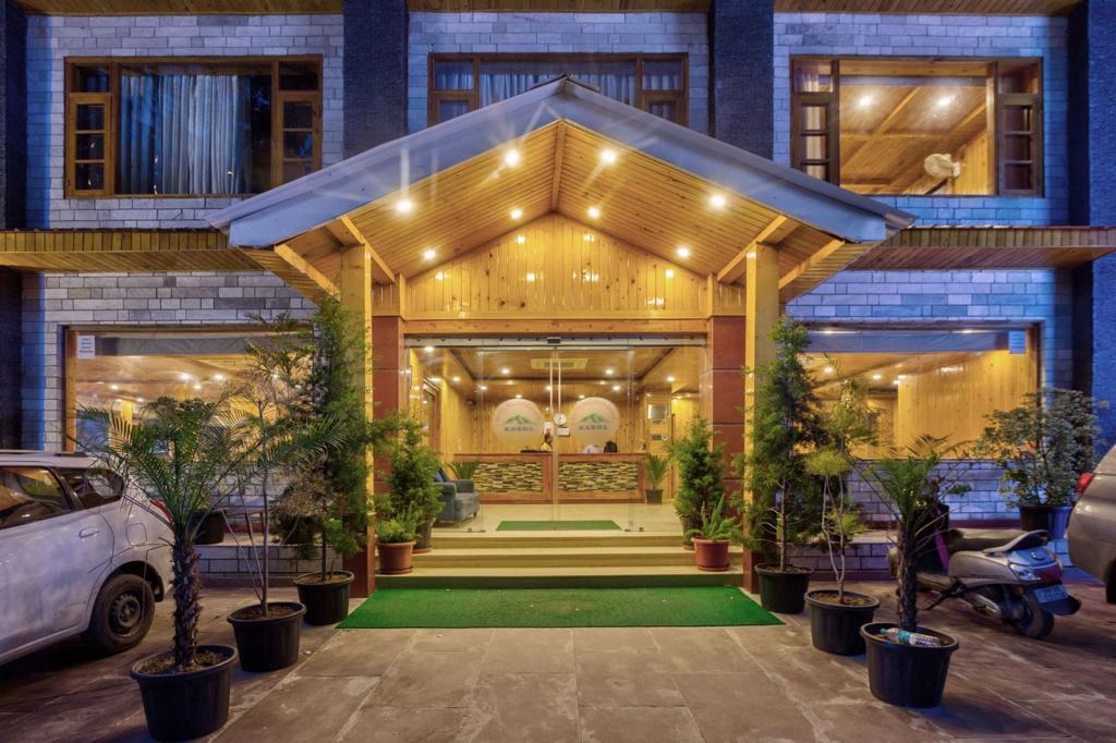 Yamuna Guest house &Cafe Images