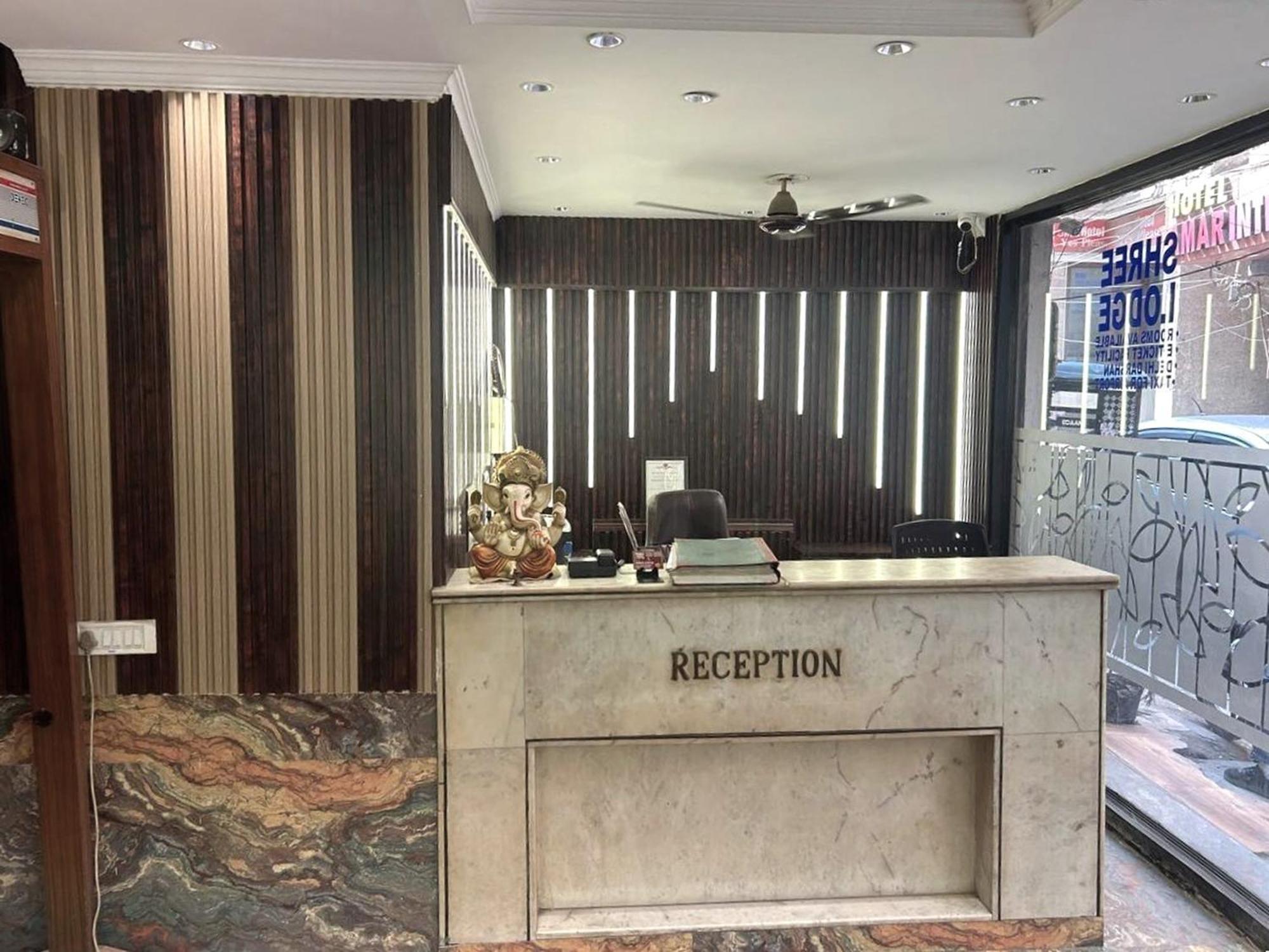 Hotel Shree Lodge img