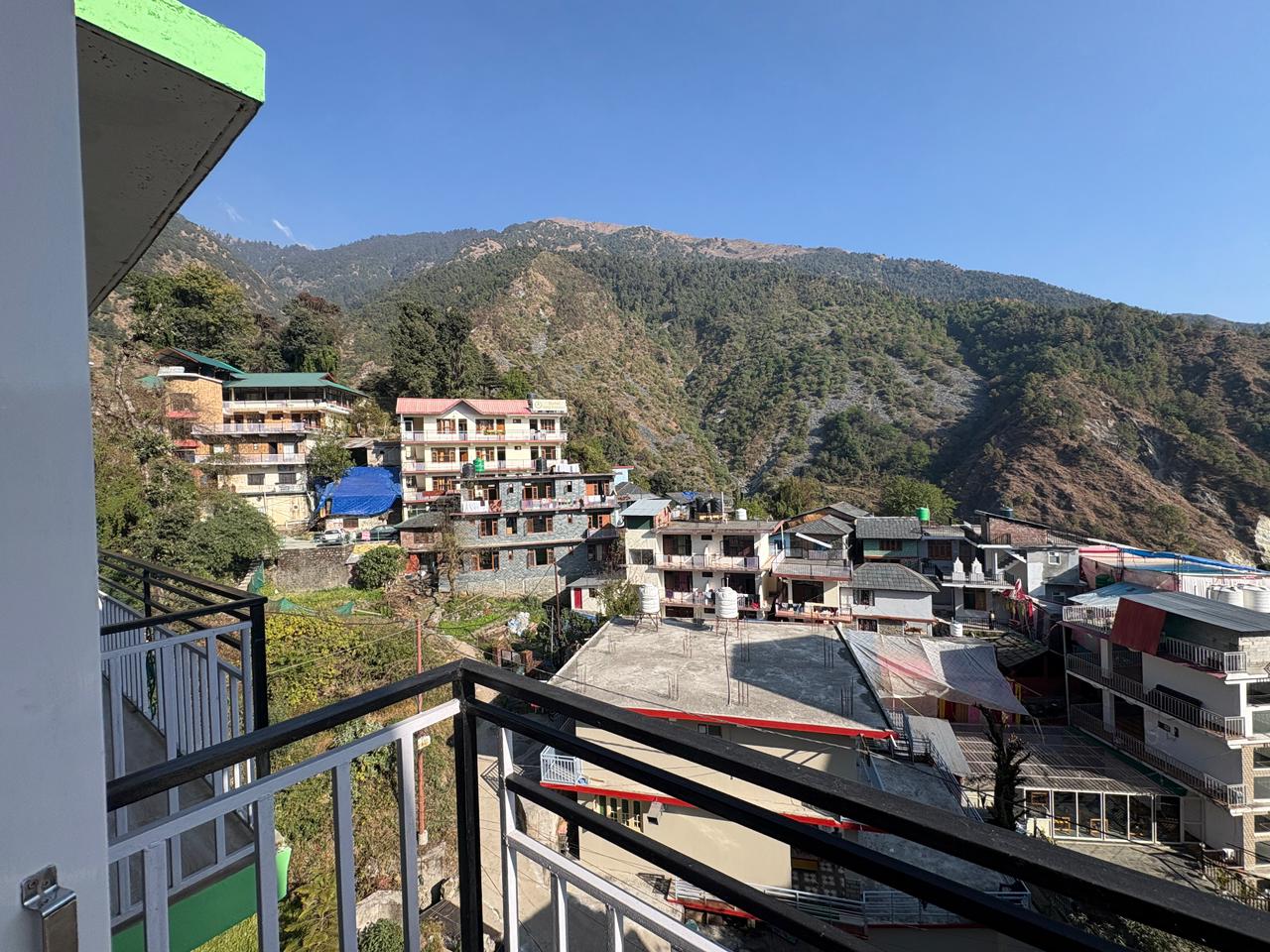 Hotel yes comfort villa img